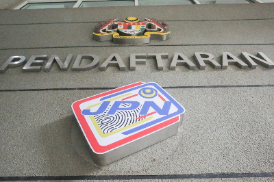 JPN denies viral claims of MyKad address enforcement campaign Earlier, a claim went viral on social media that failing to update your address after moving could result in legal action, including a fine of up to RM20,000, imprisonment of up to three years, or both. — File picture by Choo Choy May