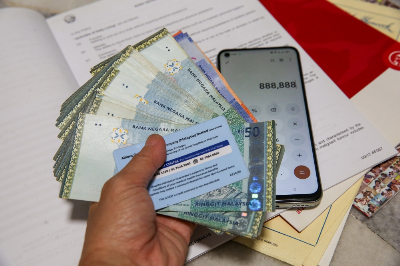 MediAsas explained: The RM65 health insurance lifeline coming to Malaysia in 2027 MediAsas aims to support middle-income individuals to secure affordable medical protection amid rising healthcare costs. — Picture by Choo Choy May