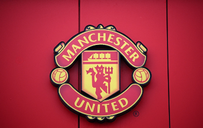 Man United sign reported record £20m training kit sponsorship with Betway Manchester United announced a new training kit sponsorship deal with Betway today, reportedly worth a record £20 million (RM106 million) per year. — AFP pic