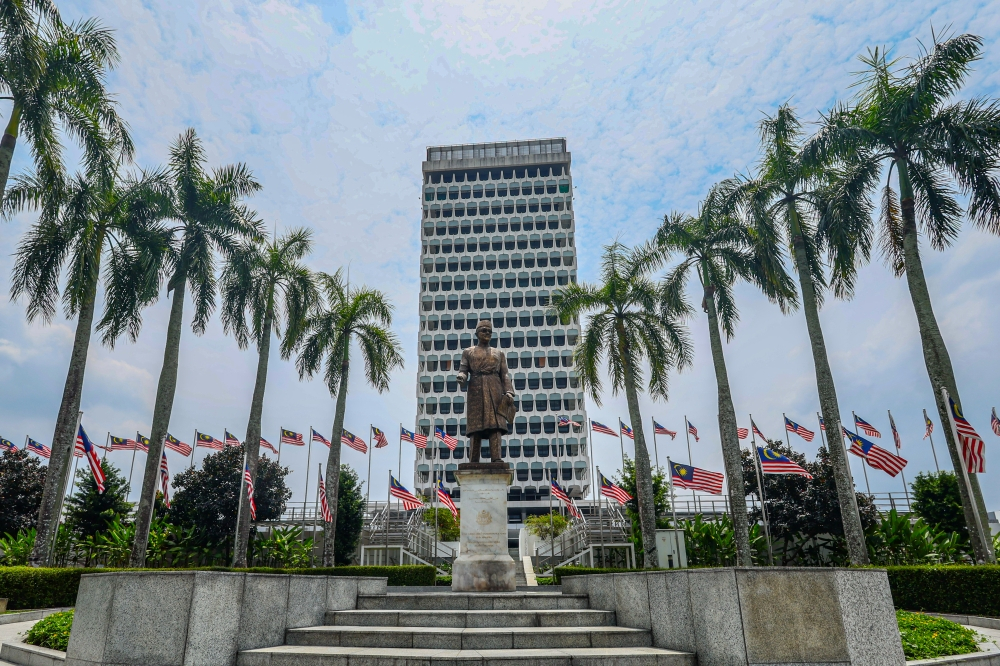 Parliament to debate Tabung Haji RCI report in special sitting tomorrow The Dewan Rakyat will hold a special sitting tomorrow to debate the Royal Commission of Inquiry report on Lembaga Tabung Haji. — Bernama pic