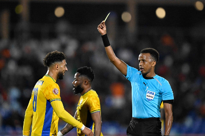 Somali referee denied World Cup chance by US to officiate PSG-Aston Villa Super Cup Before the World Cup started in June, Omar Artan unwittingly found himself in the media spotlight after being turned away on arrival at Miami International Airport, despite being part of the panel of referees selected by Fifa for the tournament. — AFP pic