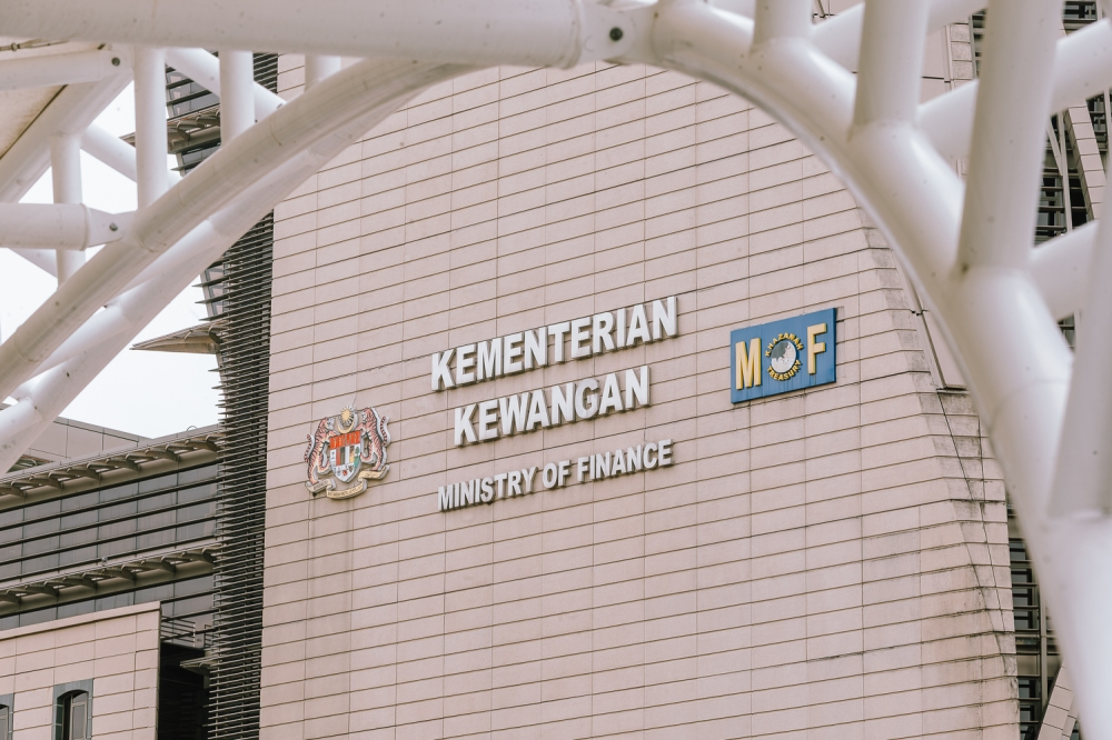Finance Ministry: Tabung Haji’s finances are stronger, but taxpayers still bore the RM13b fallout The Finance Ministry says Tabung Haji’s finances are now stronger, while acknowledging nearly RM13 billion in losses from the institution’s pre-2018 crisis. — Picture by Raymond Manuel