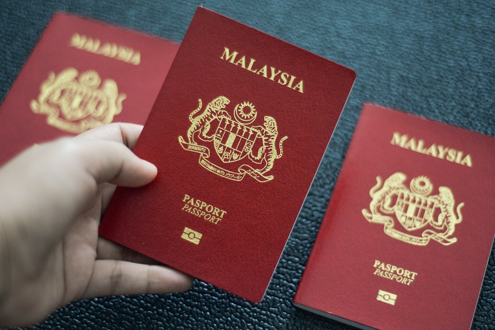 Immigration dept caps Malaysian passport validity at 10 years after overseas travel issues, offers free replacement The Immigration Department said the move was aimed at standardising the implementation of PMA requirements and avoiding confusion during international travel. — Picture by Miera Zulyana