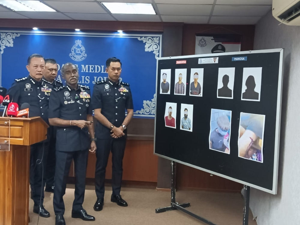 Singapore fugitive flees to Johor, ends up kidnapped for S$80,000 ransom Bukit Aman Criminal Investigation Department (CID) director Datuk M. Kumar detailing the kidnap and ransom case at the Johor police contingent headquarters in Johor Bahru, August 12, 2026. — Picture by Ben Tan