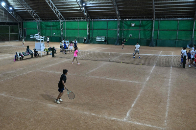 Eala effect: Philippines’ tennis sensation sparks new generation of young players This photo taken on August 7, 2026, shows children taking part in a training session at Alabang Tennis Academy in Muntinlupa, Metro Manila. — AFP pic