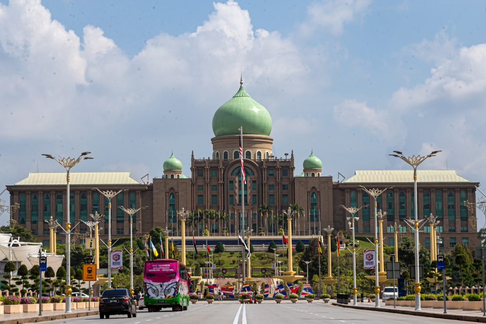 NSC blocks Datasonic takeover, vows to shield MyKad and passport identity under strict oversight The Madani Government does not plan to buyout Datasonic Technologies Sdn Bhd (DTSB), a company that provides services related to people’s identity, according to the National Security Council (MKN). — Picture by Raymond Manuel