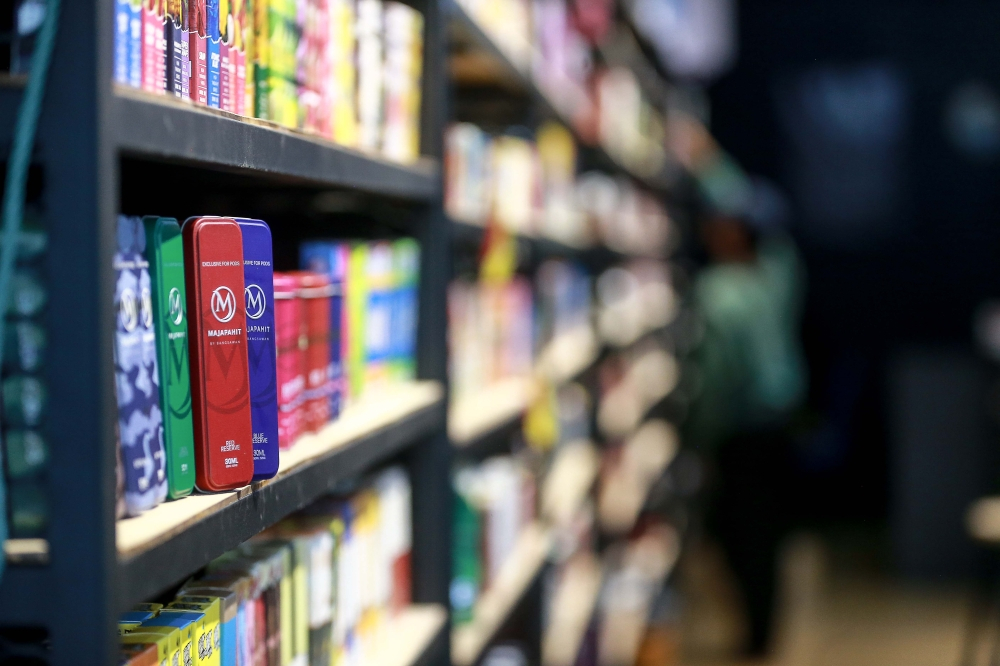 Vape group urges legal clarity after High Court ruling on liquid nicotine The industry group, which represents more than 55,000 members, said the government’s decision not to pursue an appeal against the ruling had created legal uncertainty that could push consumers towards an illicit vaping market. — File picture by Sayuti Zainudin