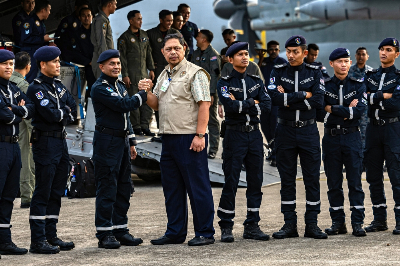 Malaysia’s SMART team arrives in Nepal disaster zone, begins drone reconnaissance The MAS01 SMART team left Malaysia on Sept 5, deployed as part of the Humanitarian Assistance and Disaster Relief (HADR) mission, arrived in Kathmandu last Saturday aboard a Royal Malaysian Air Force (RMAF) A400M aircraft. — Bernama pic