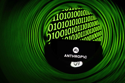 Ex‑OpenAI researcher warns AI could kill humans, Anthropic safety executive backs grim forecast Anthropic’s CEO Dario Amodei, called on Washington to support a coordinated slowdown in the development of the most advanced AI systems. — AFP pic