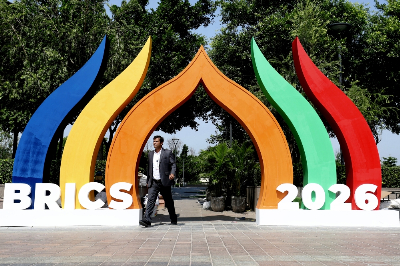 PM Anwar to meet Modi, Putin and other leaders during Brics Summit in New Delhi Prime Minister Datuk Seri Anwar Ibrahim is set to engage in high-level bilateral meetings with Indian Prime Minister Narendra Modi and Russian President Vladimir Putin during his visit to the Indian capital for the 18th Brics Summit this weekend. — Bernama pic
