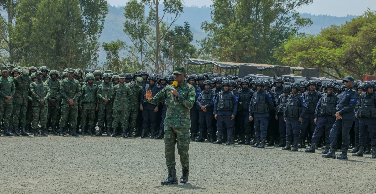 The Army Chief of Staff of Rwanda Defence Force (RDF), Maj. Gen. Vincent Nyakarundi briefs Rwanda Security forces preparing to deploy to Cabo Delgado, Mozambique, on Thursday, July 30. Courtesy The Army Chief of Staff of Rwanda Defence Force (RDF), Maj. Gen. Vincent Nyakarundi briefs Rwanda Security forces preparing to deploy to Cabo Delgado, Mozambique, on Thursday, July 30. Courtesy