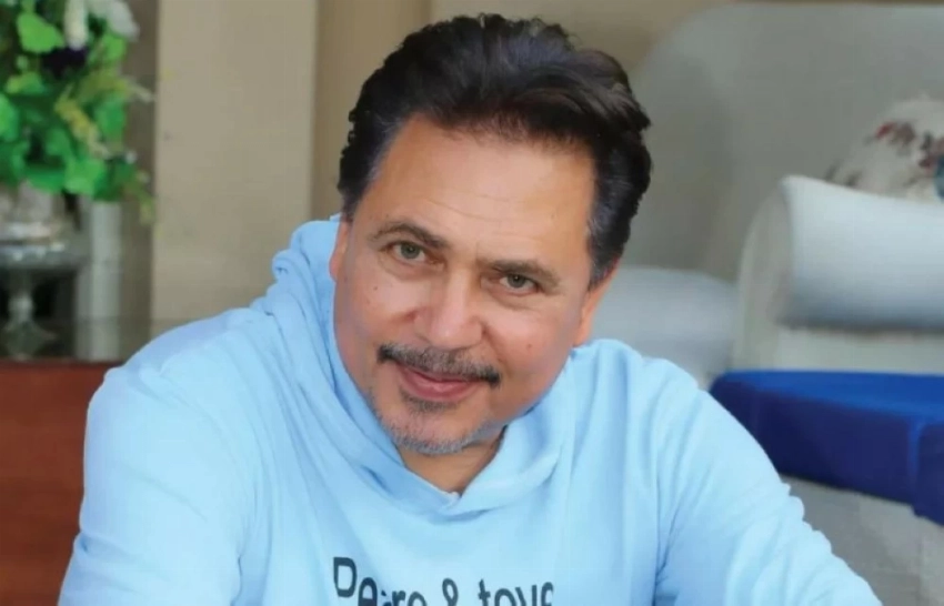 الفنان المصري محمد رياض