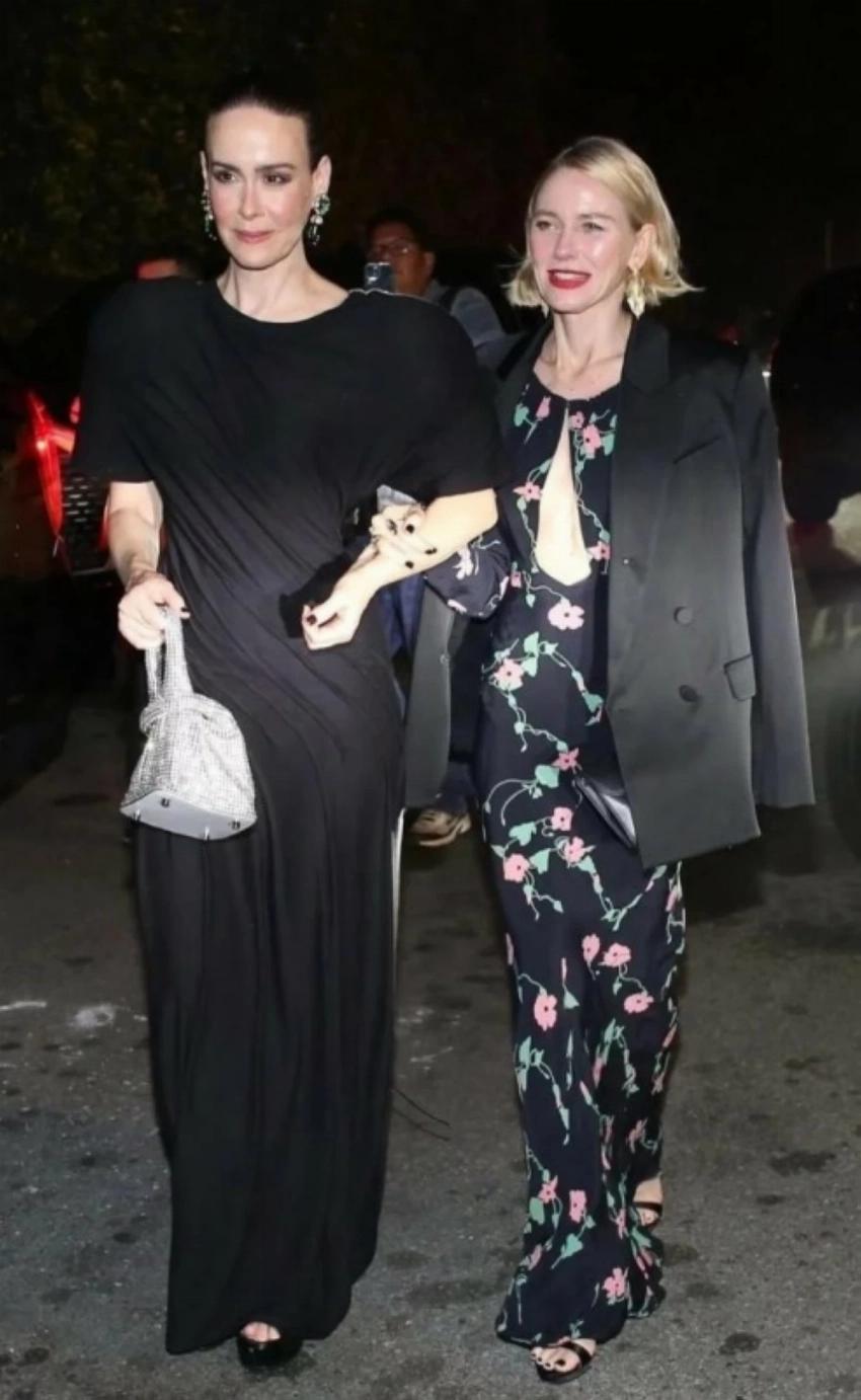 هاري وميغان يسرقان الأضواء في احتفال أسطوري بكريس جينر