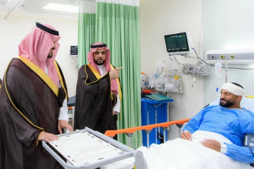 سلمان بن سلطان يتفقد محافظة مهد الذهب ويرأس اجتماع مجلسها