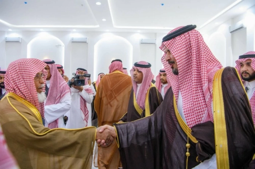 سلمان بن سلطان يتفقد محافظة مهد الذهب ويرأس اجتماع مجلسها