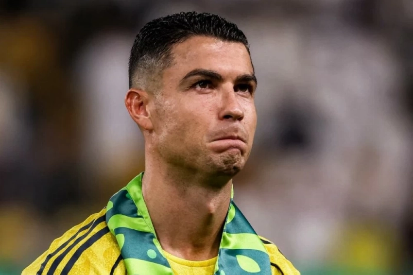 النهاية تقترب.. رونالدو يكشف موعد اعتزاله