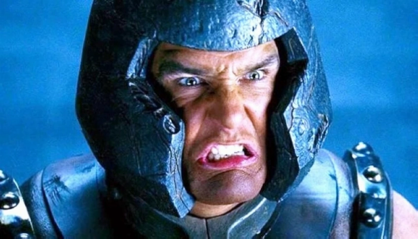 يختارون الفن لاستمرار وهج «الشهرة».. لاعبون وممثلون