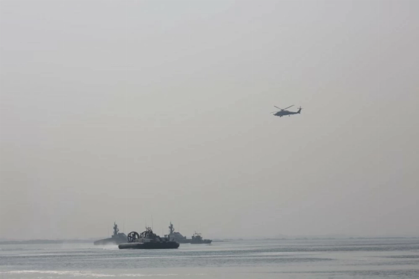 التمرين البحري المختلط «الموج الأحمر 8» (35)