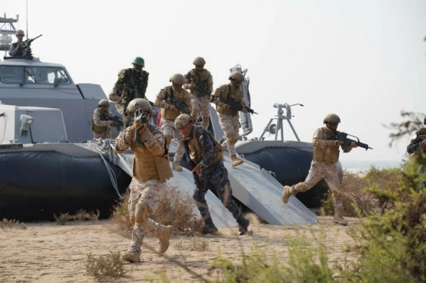 التمرين البحري المختلط «الموج الأحمر 8» (26)