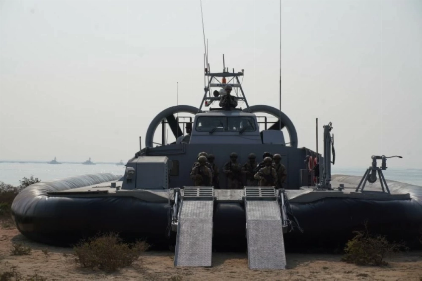 التمرين البحري المختلط «الموج الأحمر 8» (30)