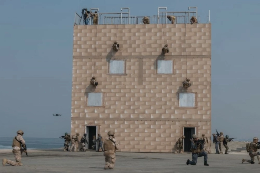 التمرين البحري المختلط «الموج الأحمر 8» (14)