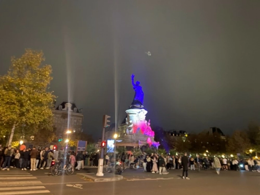 «الألم لا يزال قائما».. فرنسا تحيي الذكرى العاشرة لاعتداءات باريس الدامية