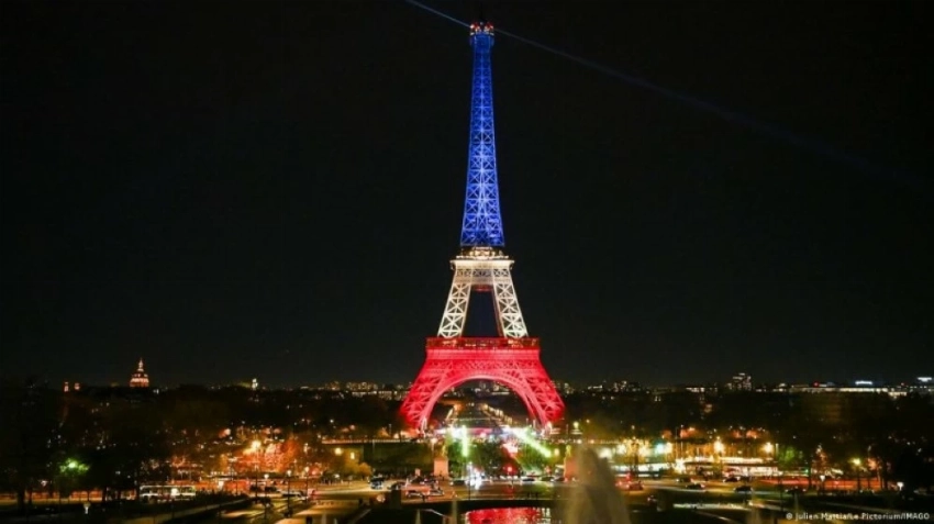 «الألم لا يزال قائما».. فرنسا تحيي الذكرى العاشرة لاعتداءات باريس الدامية