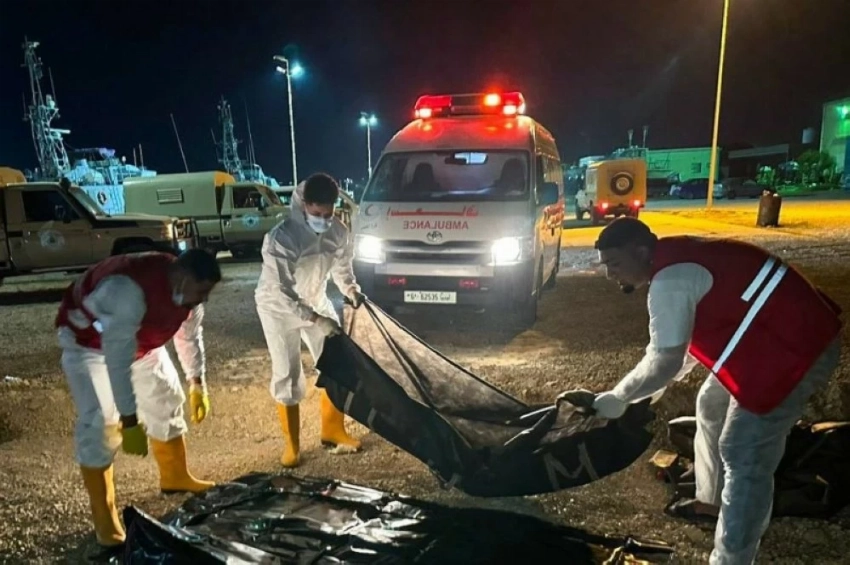 كارثة جديدة في «المتوسط».. غرق 4 مهاجرين وإنقاذ العشرات قبالة السواحل الليبية