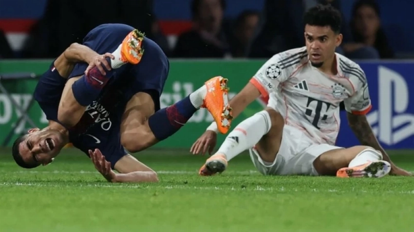 إيقاف لويس دياز 3 مباريات في دوري أبطال أوروبا