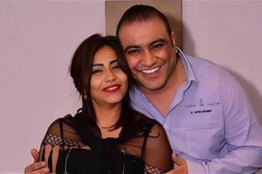 المطربة المصرية شيرين عبدالوهاب وشقيقها.