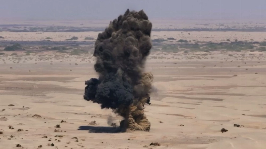 انفجار الألغام في منطقة مفتوحة في أبين