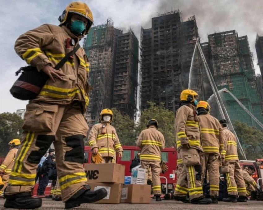 كارثة وانغ فوك.. ارتفاع عدد ضحايا حريق مبنى هونغ كونغ إلى 128 قتيلاً و200 مفقود