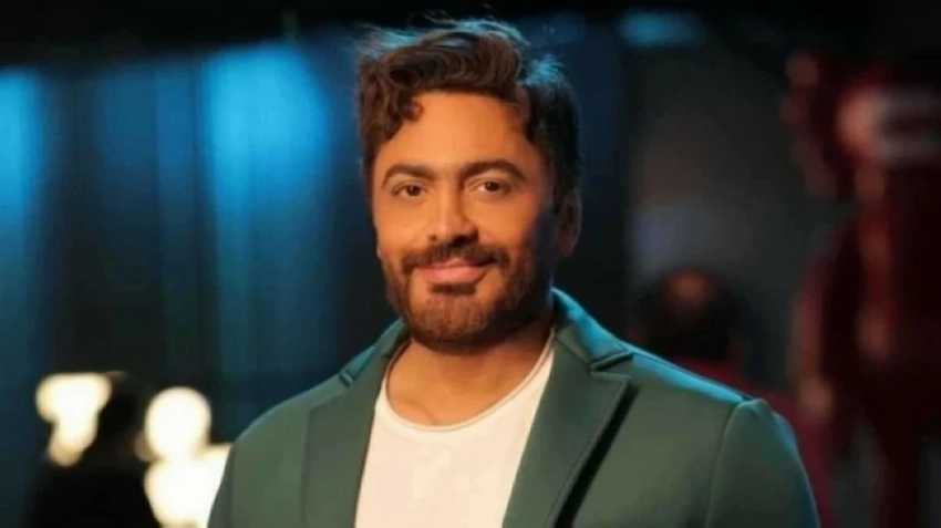 أول تعليق من تامر حسني على شائعات تعرضه لخطأ طبي