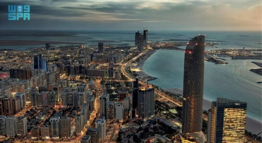 بمسيرة تنموية شاملة.. الإمارات تحتفل بيومها الوطني الـ54.