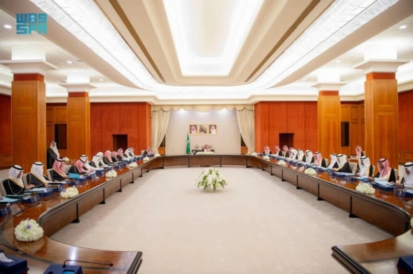 ولي العهد مترئسا جلسة مجلس الوزراء.