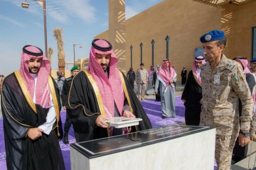 ولي العهد يرعى حفل افتتاح مرافق قاعدة الملك سلمان الجوية بالقطاع الأوسط