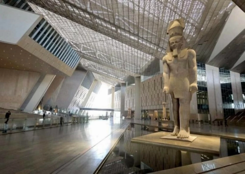 «الآثار المصرية» ترد على فيديوهات غرق المتحف الكبير بمياه الأمطار