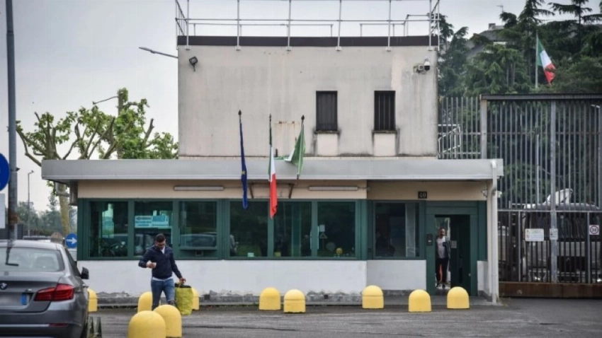 سجين يهرب للمرة الرابعة من سجون أوروبا المشددة بأسلوب هوليوودي