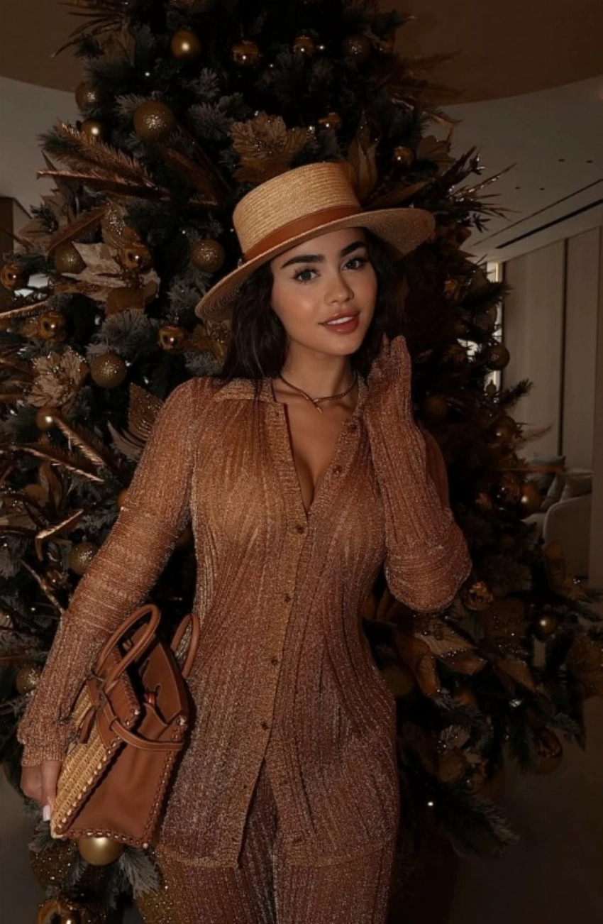 أناقة موسمية بتفاصيل راقية من اختيار يومي