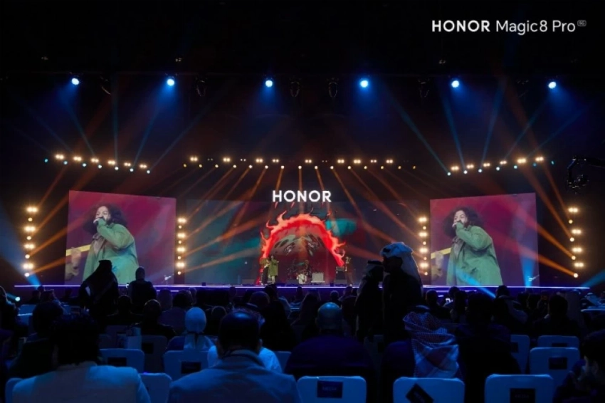 علامة HONOR تكشف عن هاتف MAGIC8 PRO في السعودية خلال حفل إطلاق استثنائي في «ذا أرينا»