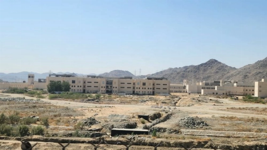 المباني الجامعية في العابدية متوقفة دون أن يتم التسريع في تنفيذها.