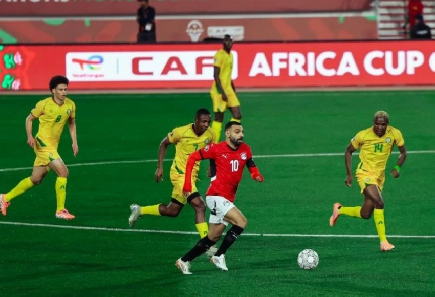 المنتخب المصري كثف ضغطه بحثاً عن التعادل، وهو ما تحقق في الدقيقة 64.