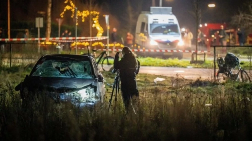 هولندا: 9 جرحى إثر اصطدام سيارة بحشد.. والشرطة: الواقعة لا تبدو متعمدة