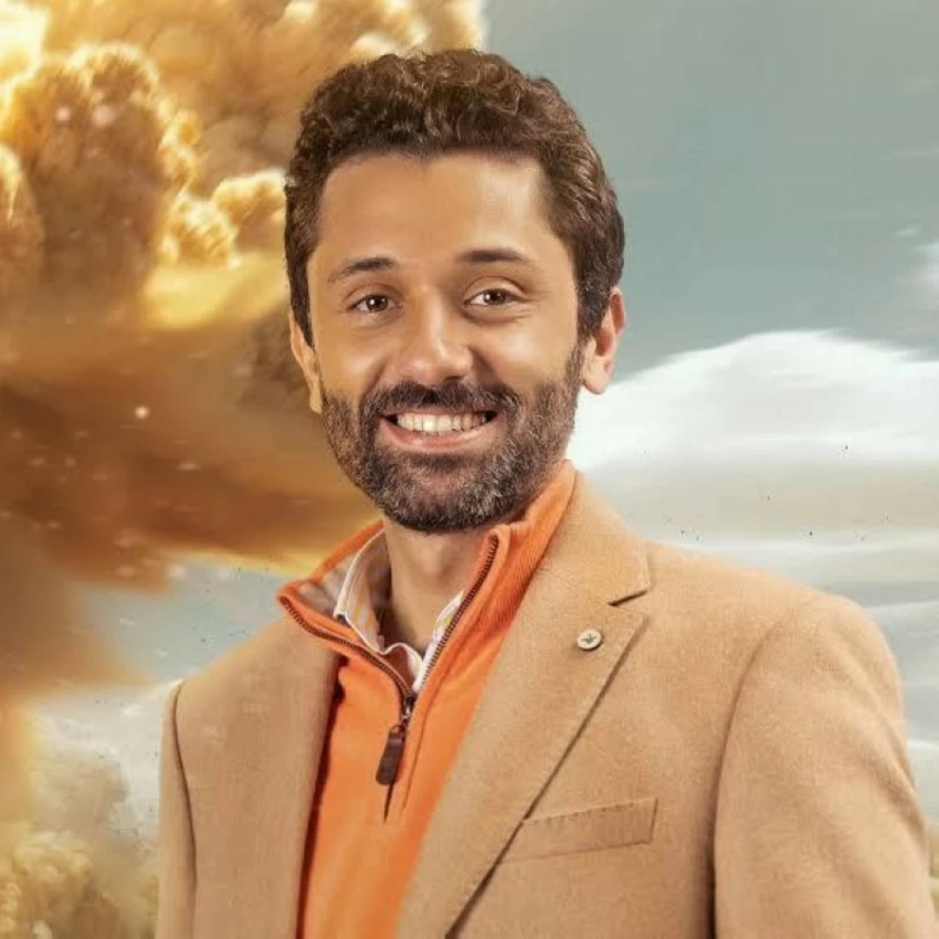 كريم محمود عبدالعزيز.