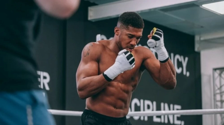 أنتوني جوشوا.