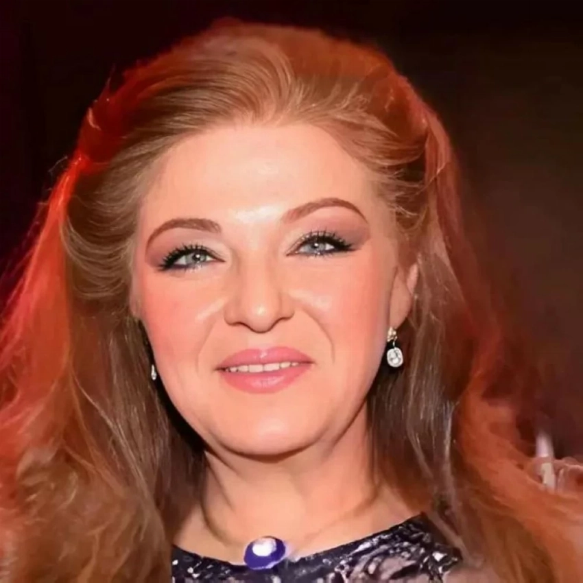 لماذا اعتزلت الفنانة المصرية هدى رمزي التمثيل نهائياً؟