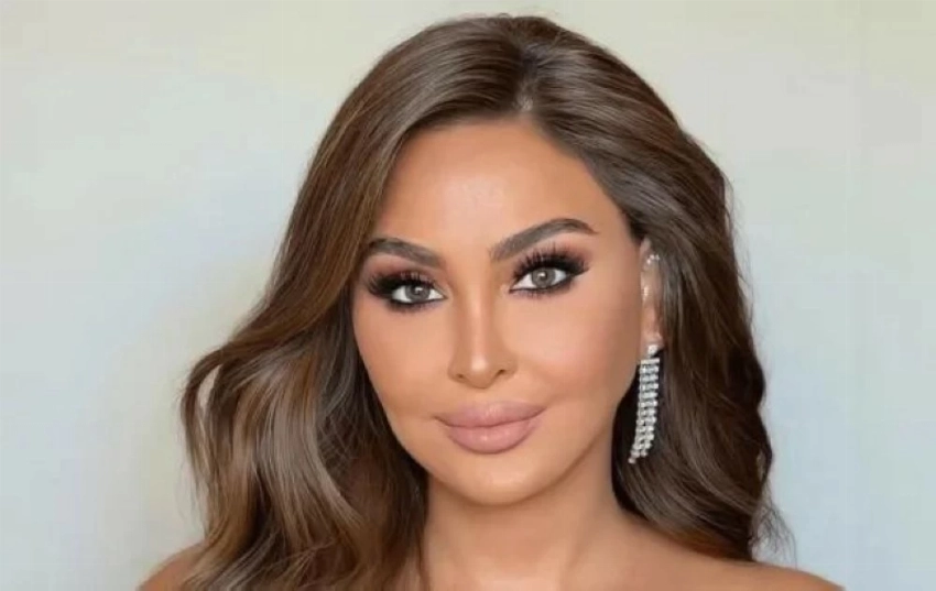 الفنانة اللبنانية إليسا.