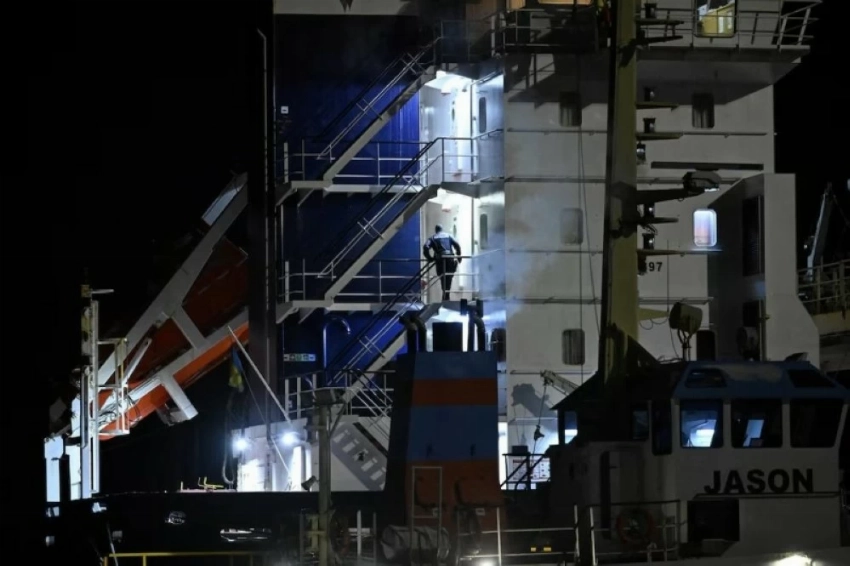 أوروبا في حالة تأهب.. احتجاز سفينة روسية بعد تلف كابل اتصالات حيوي