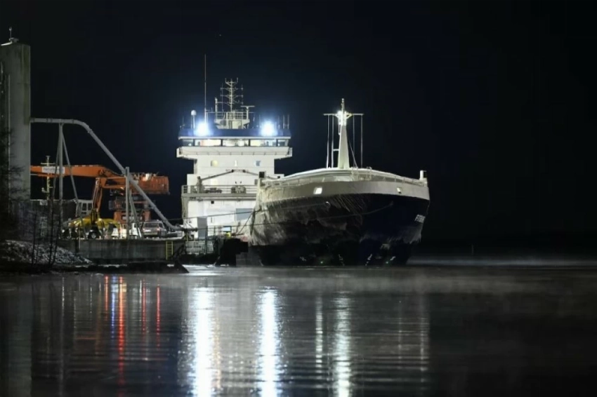 أوروبا في حالة تأهب.. احتجاز سفينة روسية بعد تلف كابل اتصالات حيوي