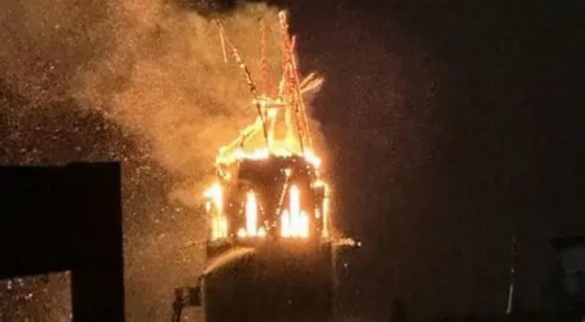 في احتفالات رأس السنة.. كنيسة أمستردام التاريخية تحترق بالكامل في أول ساعات 2026